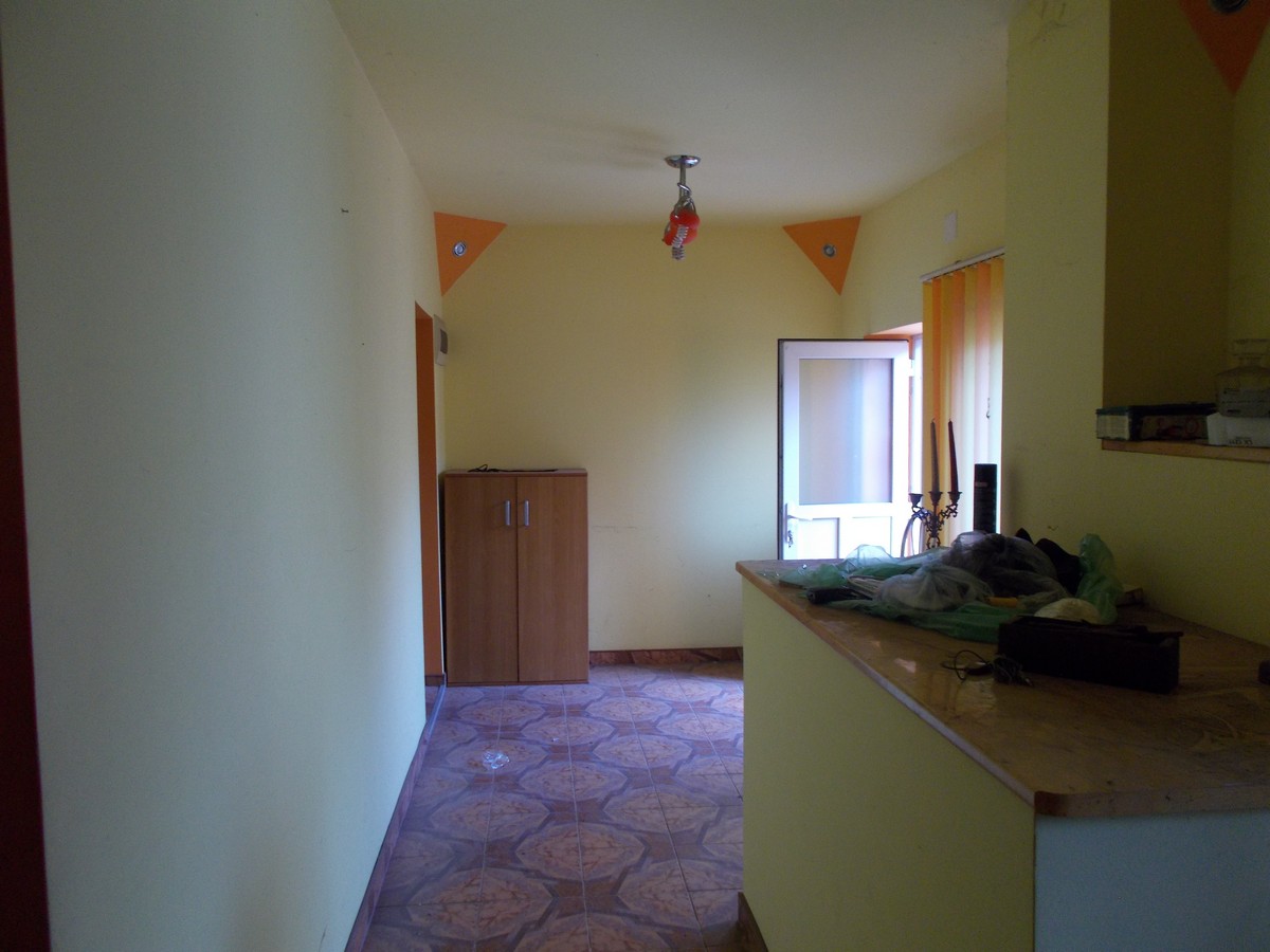 Casa, Becicherecu Mic, 3 corpuri, total 300mp, teren 1254mp